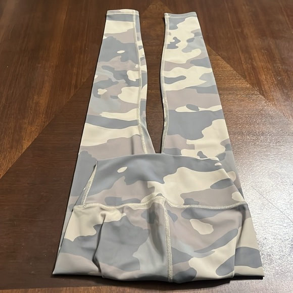 Alo legging - Picture 2 of 7